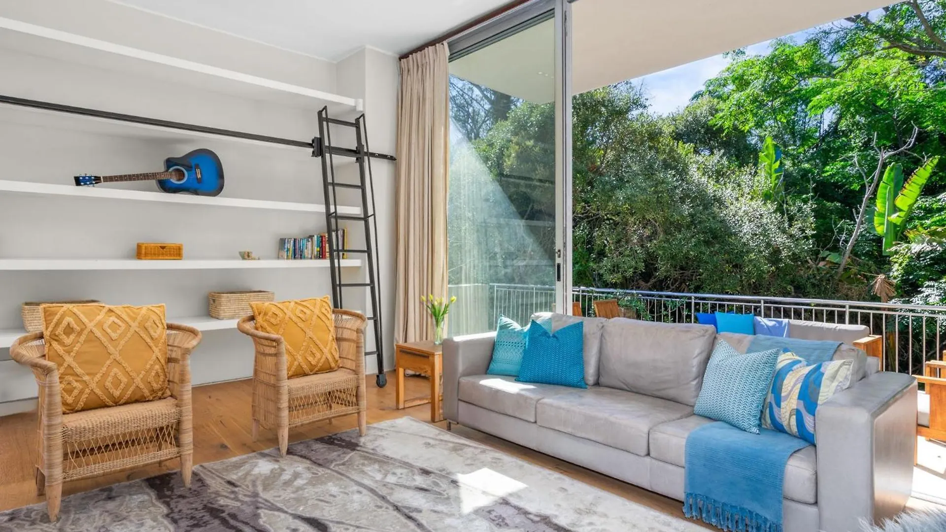 Serene Living On The Grange By Host Agents Città del Capo